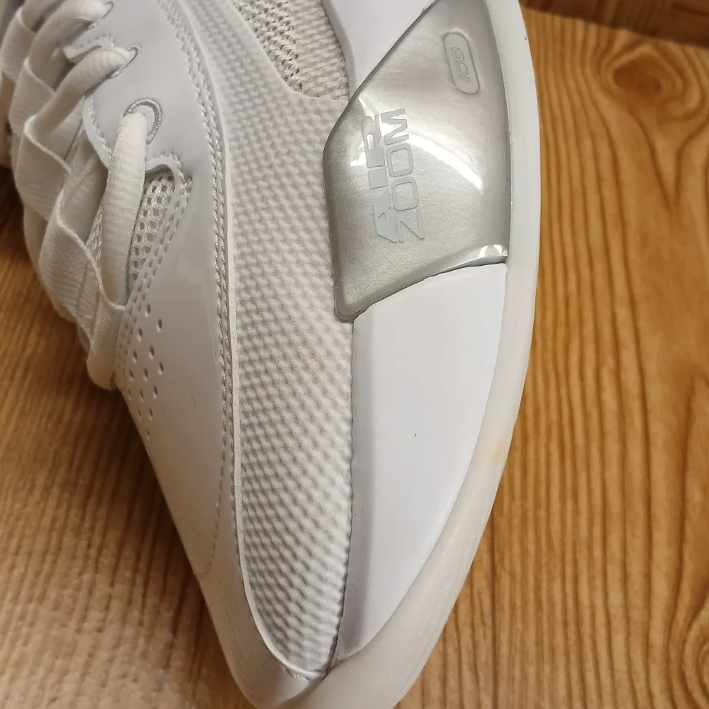 Nike Air Jordan Zoom White and Gray Athletic Sneakers - Picture 13 of 14